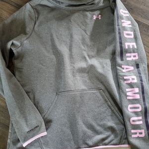 Brand new Under Armour pullover